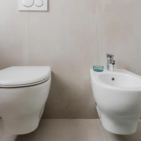 Apartment Lungo Adige Bright Near Borgo Trento Hospital! Verona