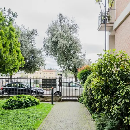 Apartment Lungo Adige Bright Near Borgo Trento Hospital! Verona